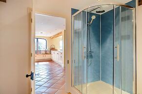 Stunning Five BD Home Near Tewkesbury