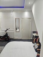 Denhomes Luxury Flat