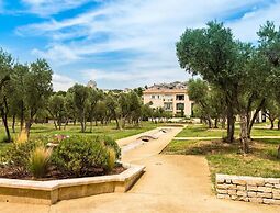 Spacious Provence Retreat for 8 Guests