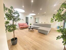 Modern Antwerp City Centre Stay