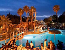 Beach Escape With Pool Access