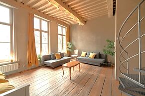 Spacious Duplex in Antwerp Old Town