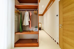 Suites 21 Luxury Apartment