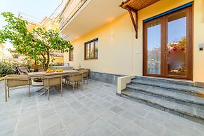 Suites 21 Luxury Apartment