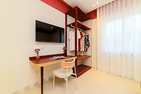 Suites 21 Luxury Apartment