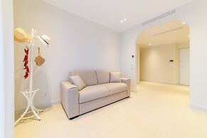 Suites 21 Luxury Apartment