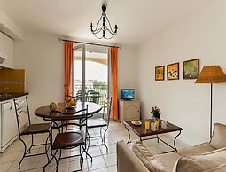 Apartment in Maussane-les-alpilles