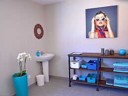 Coastal Cabin for 6 in Marseillan
