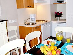 Cosy Studio Retreat in Barjac
