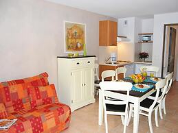 Cosy Studio Retreat in Barjac