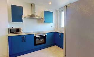 Private Room in a Shared Flat - Lyon 8