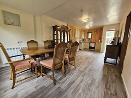 Cozy Inchbae Cottage - Garve Getaway