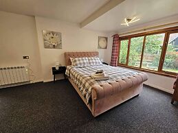 Cozy Inchbae Cottage - Garve Getaway