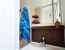 Compact Coastal Family Stay for 4