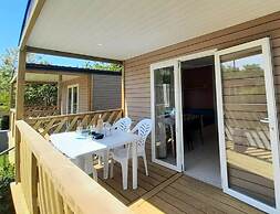 Compact Coastal Family Stay for 4