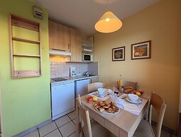 Hillside Mediterranean Stay for 6