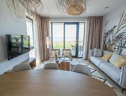 Beachfront Apartment for Four in Workum