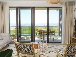 Beachfront Apartment for Four in Workum