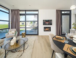 Waterfront Villa With Private Rooftop