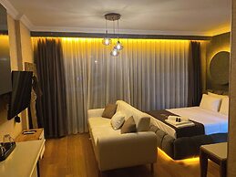 ELİT PERLA SUIT
