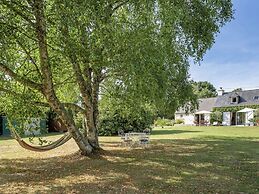 Beautiful House With Garden