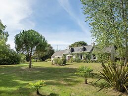 Beautiful House With Garden