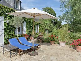 Beautiful House With Garden