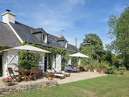 Beautiful House With Garden