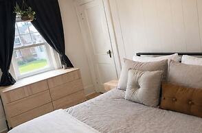 Regency Retreat