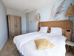 Luxury Workum Waterside Stay With Sauna