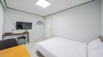 Yangyang J Ocean View