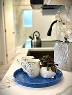 Vancouver Katherine 2BD 2BA Laneway Home