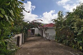 CREOLE COTTAGE ANNEX