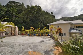 CREOLE COTTAGE ANNEX