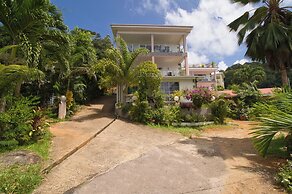 CREOLE COTTAGE ANNEX
