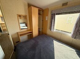 Seaside Caravan Sleeps 5 - Decking, Parking, Pets