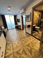 HAYAL LARA DELUXE APART OTEL
