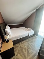 HAYAL LARA DELUXE APART OTEL
