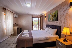 cundera hotel