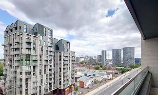 Deluxe Serviced Three Bedroom Apartment