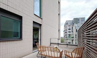 Deluxe Serviced Three Bedroom Apartment