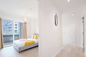 Deluxe Serviced Three Bedroom Apartment
