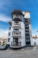 Arslan Apartments