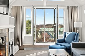 Le Johannsen by RVMT