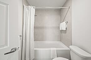 Le Johannsen by RVMT