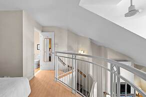 Le Johannsen by RVMT