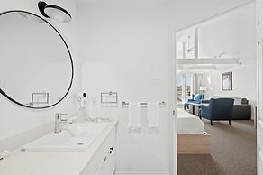 Le Johannsen by RVMT