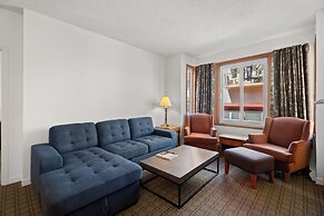Le Johannsen by RVMT