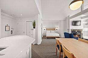 Le Johannsen by RVMT