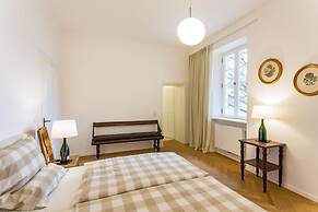 Landhaus Reverchon KG